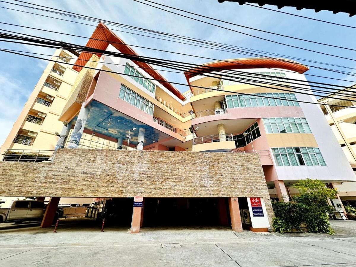 Wisdom Burg Bangsaen, Pool, Gym Aparthotel Ban Rong Khoei Luaran gambar