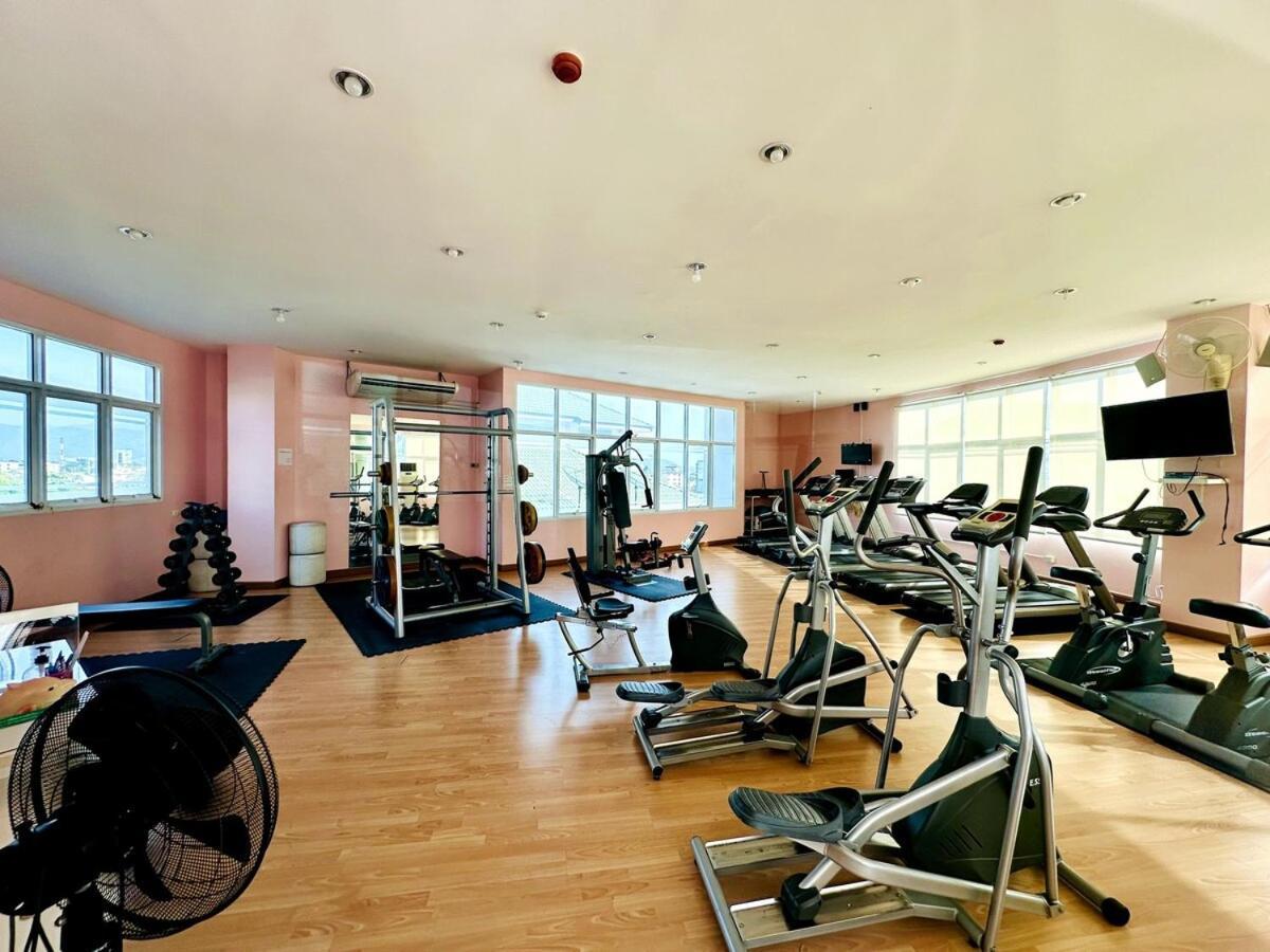 Wisdom Burg Bangsaen, Pool, Gym Aparthotel Ban Rong Khoei Luaran gambar