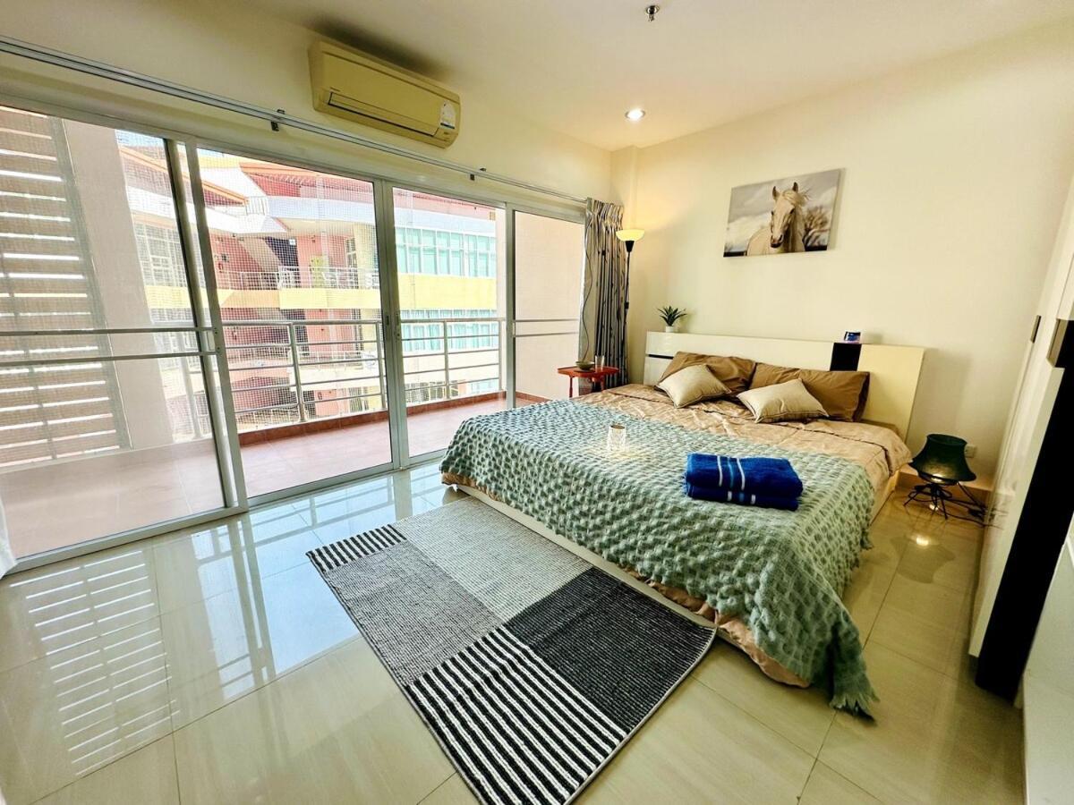 Wisdom Burg Bangsaen, Pool, Gym Aparthotel Ban Rong Khoei Luaran gambar