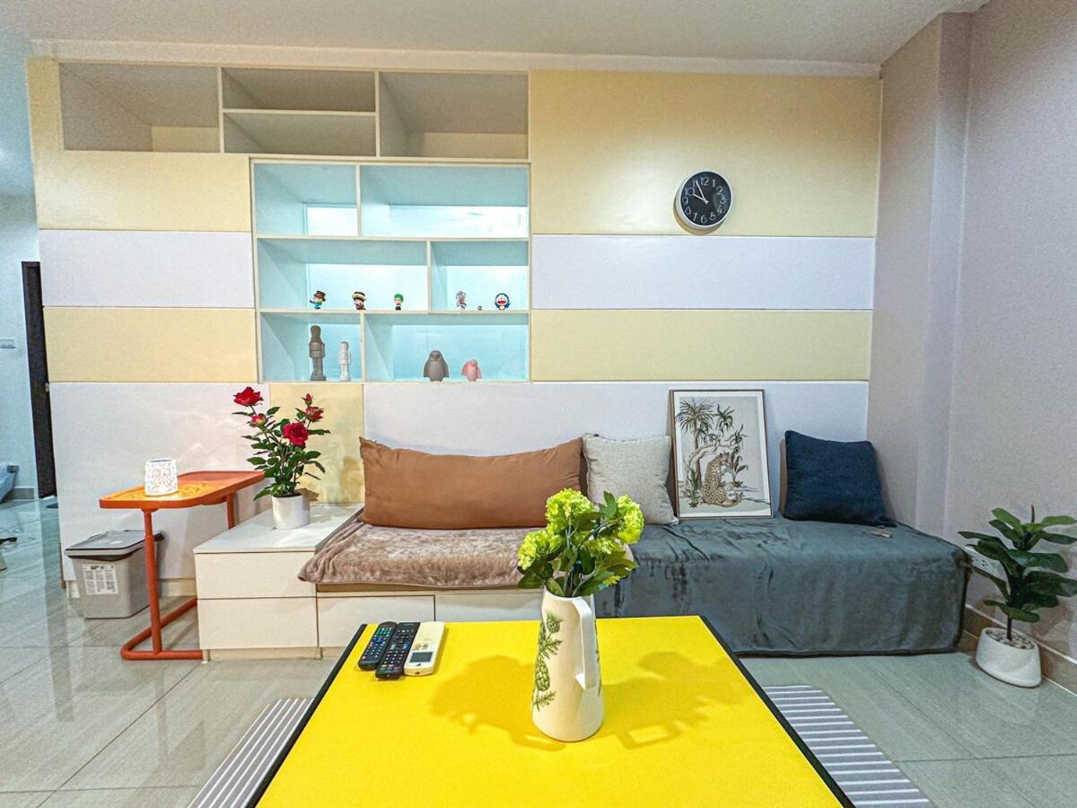 Wisdom Burg Bangsaen, Pool, Gym Aparthotel Ban Rong Khoei Luaran gambar