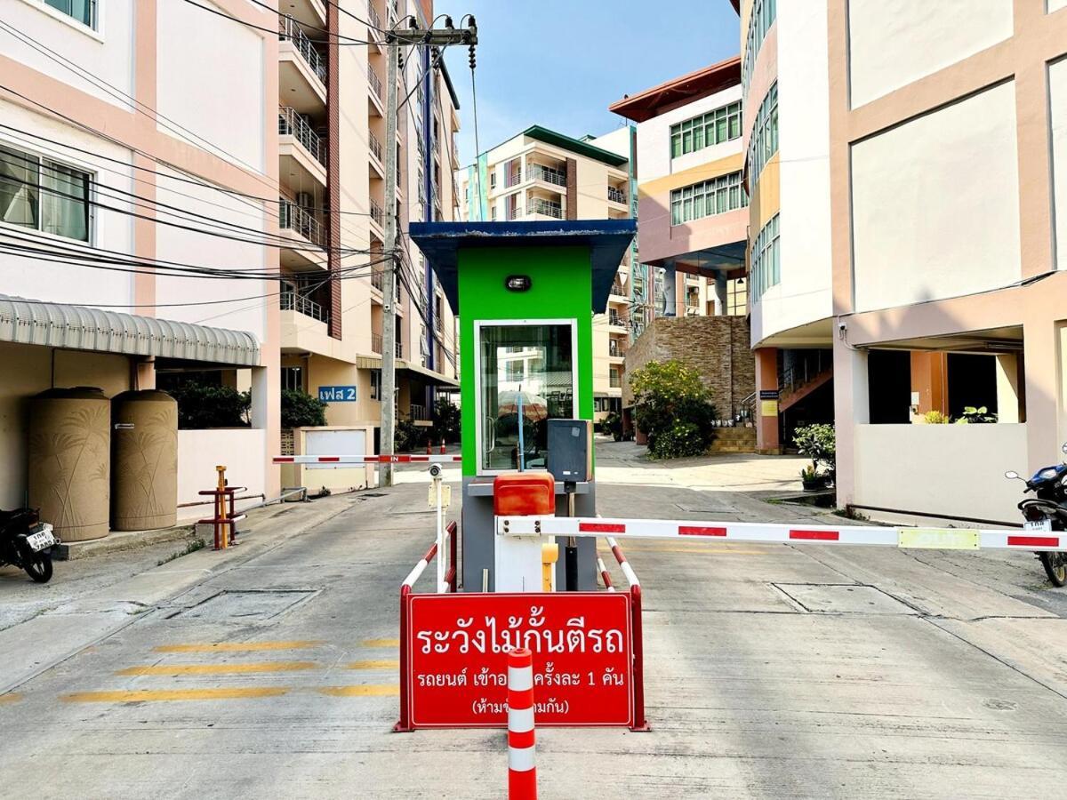 Wisdom Burg Bangsaen, Pool, Gym Aparthotel Ban Rong Khoei Luaran gambar