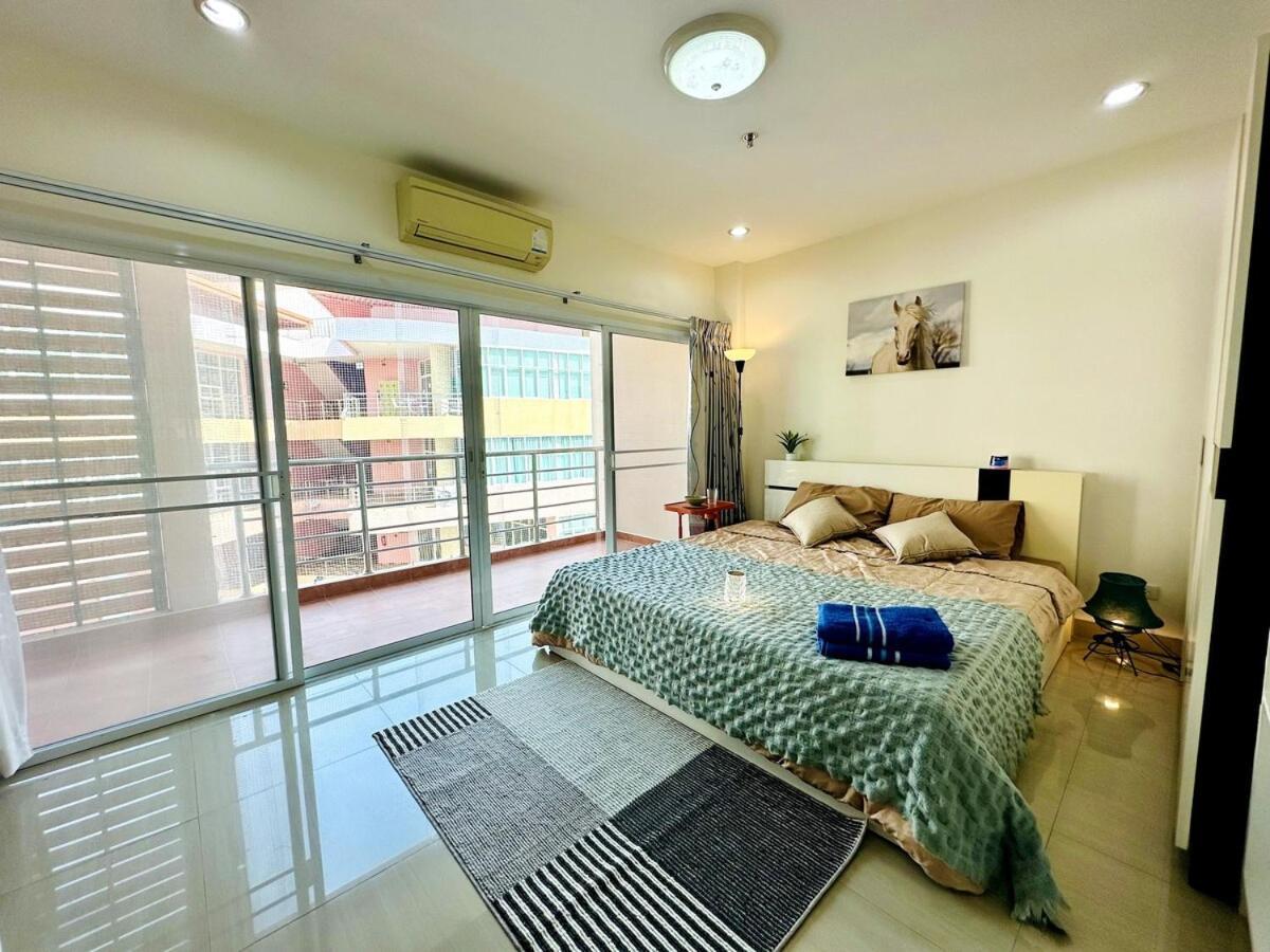 Wisdom Burg Bangsaen, Pool, Gym Aparthotel Ban Rong Khoei Luaran gambar